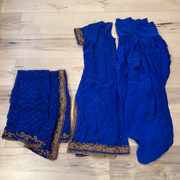 Women’s Indian 3 Piece Blue Silk Sequin Top & Pants w Matching Wrap-Large - Picture 1 of 11